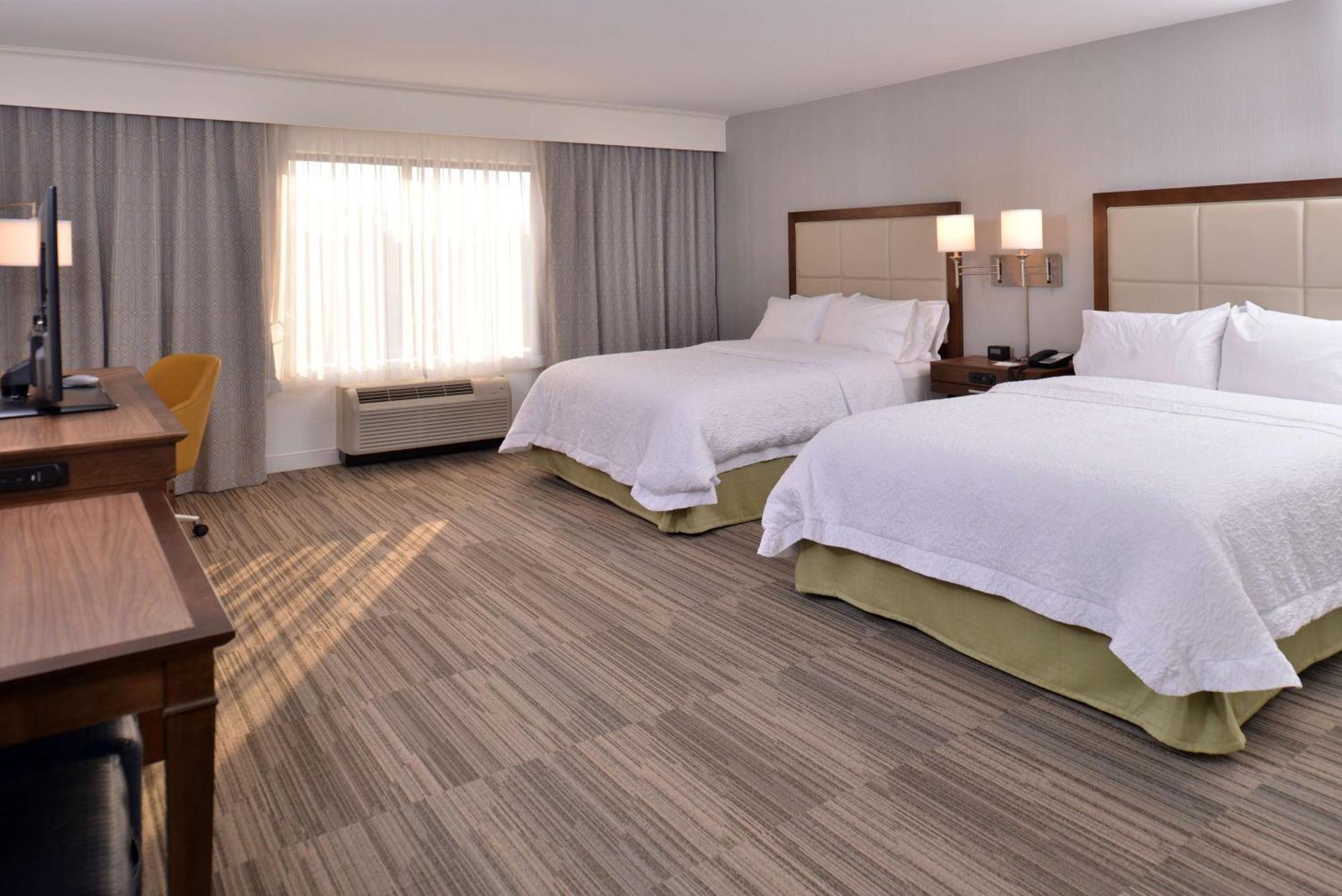 Hampton Inn & Suites Ann Arbor West Екстериор снимка