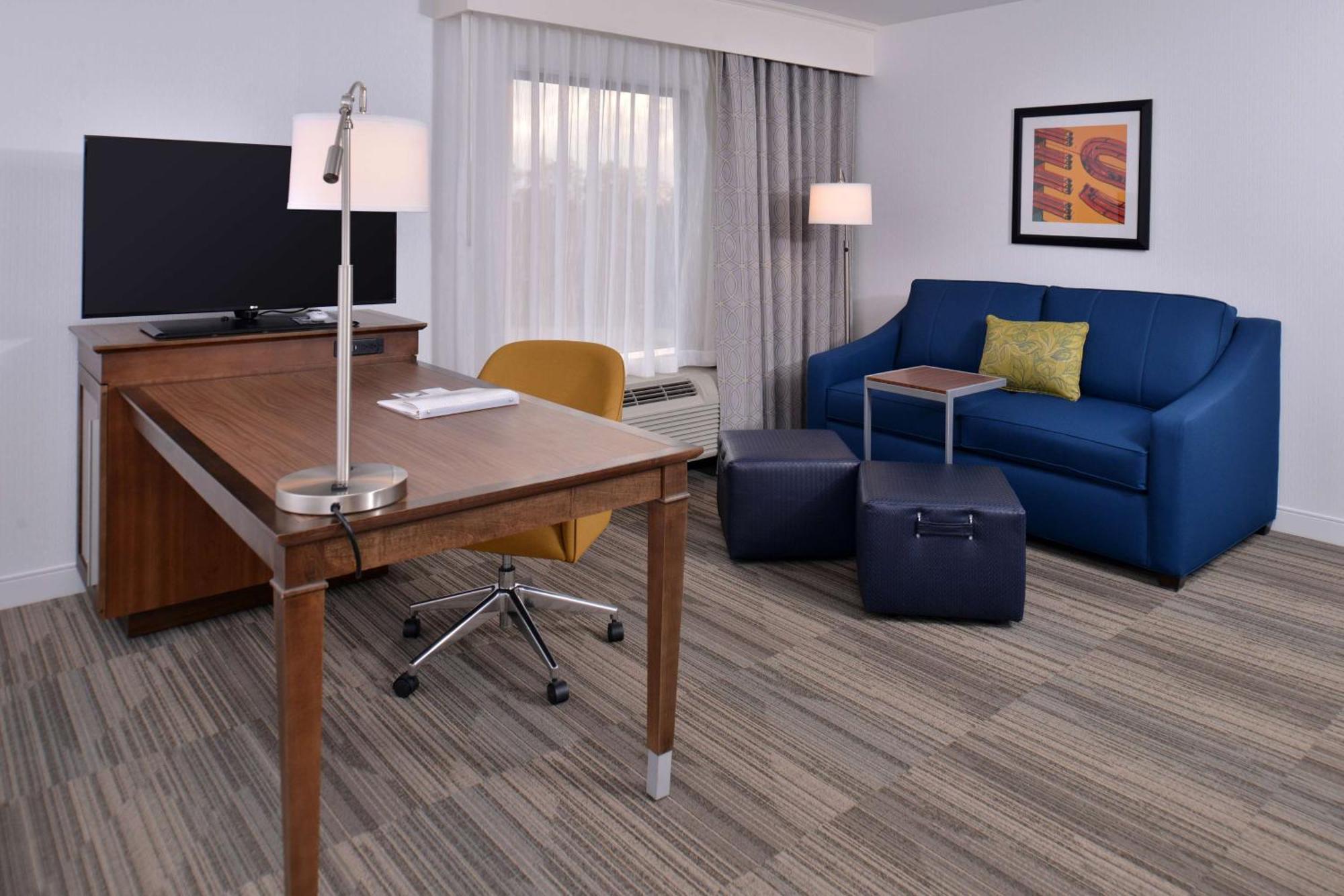 Hampton Inn & Suites Ann Arbor West Екстериор снимка